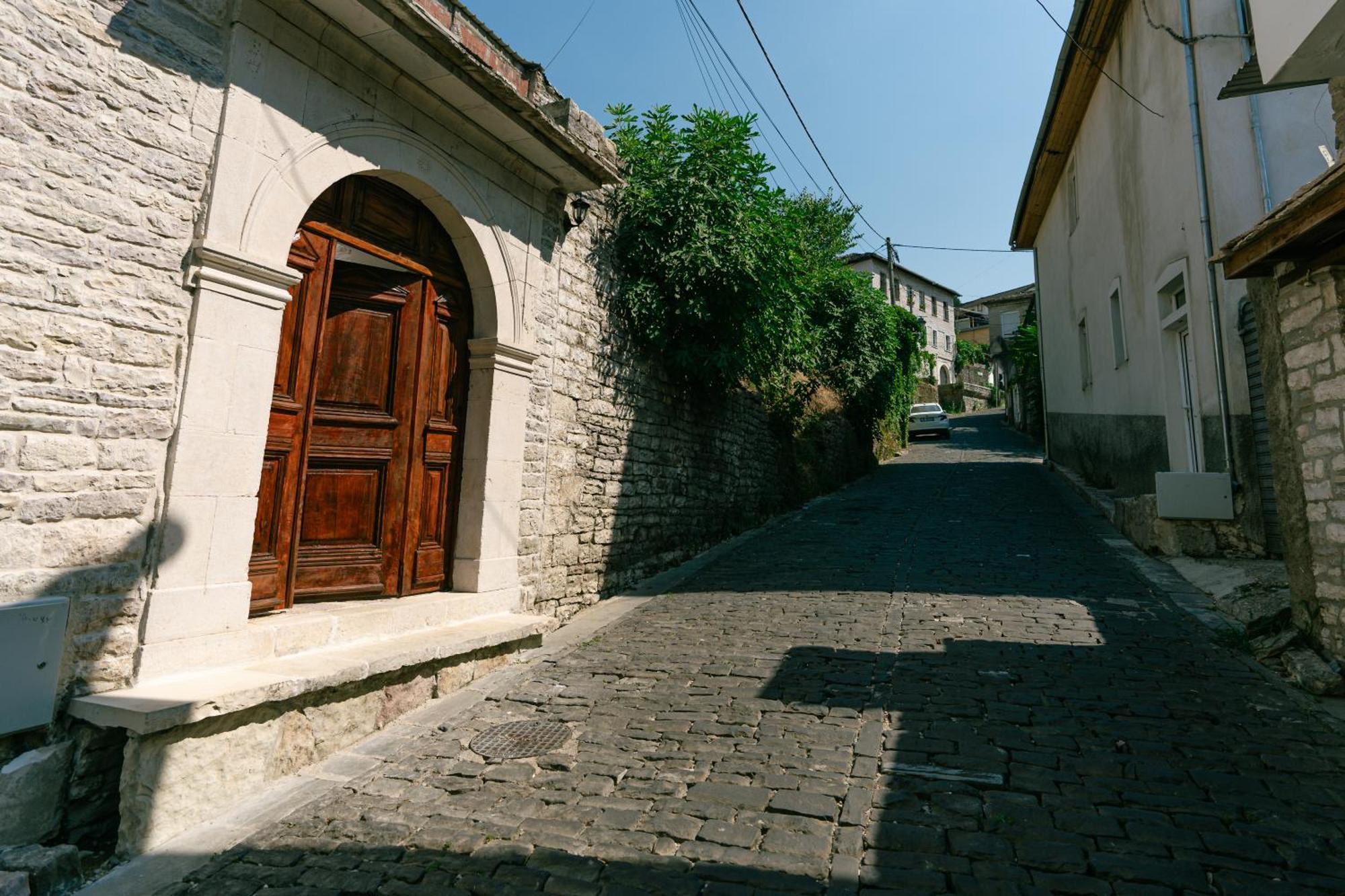 Petrichor Hotel Gjirokastër Екстериор снимка