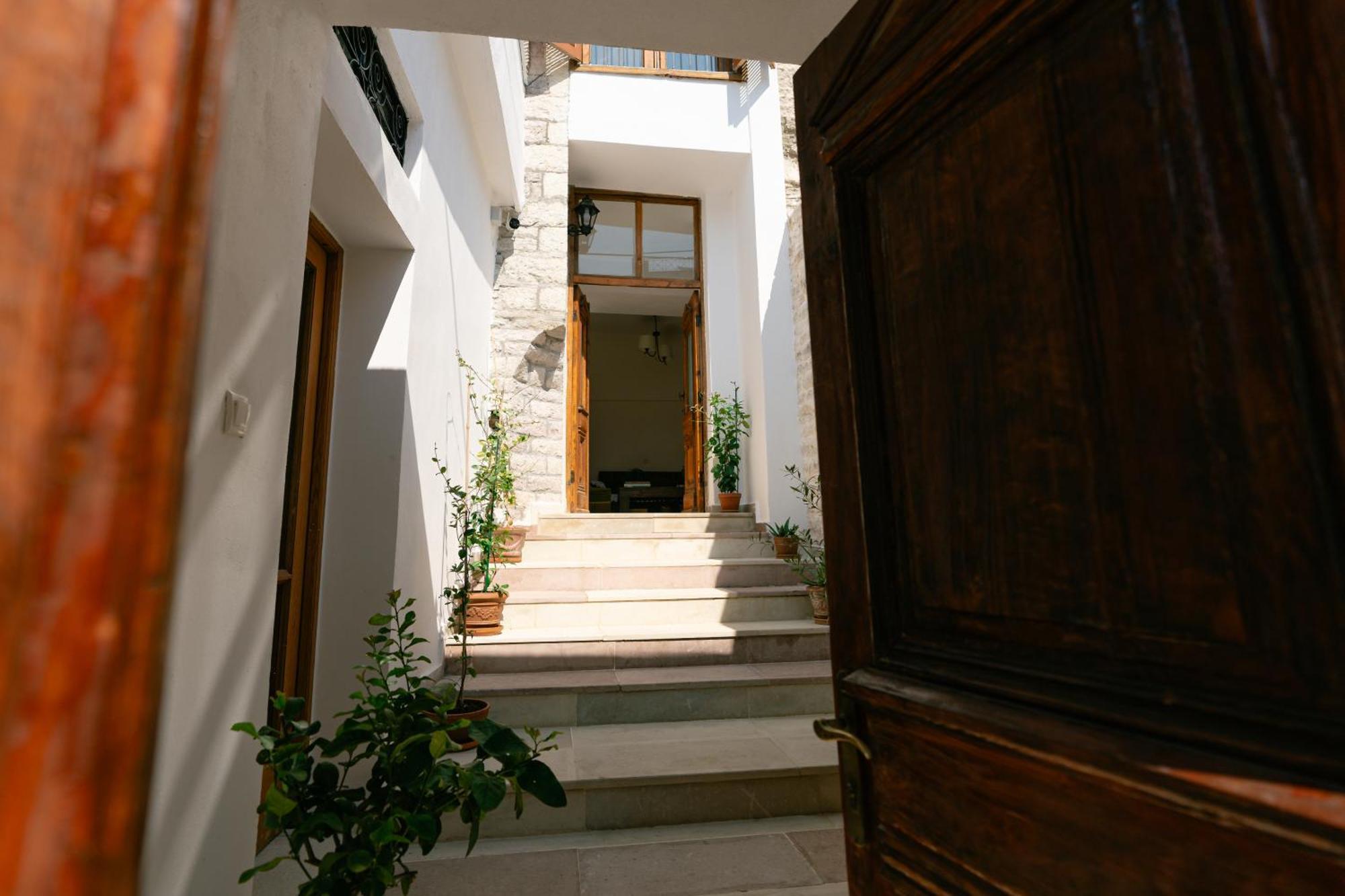 Petrichor Hotel Gjirokastër Екстериор снимка