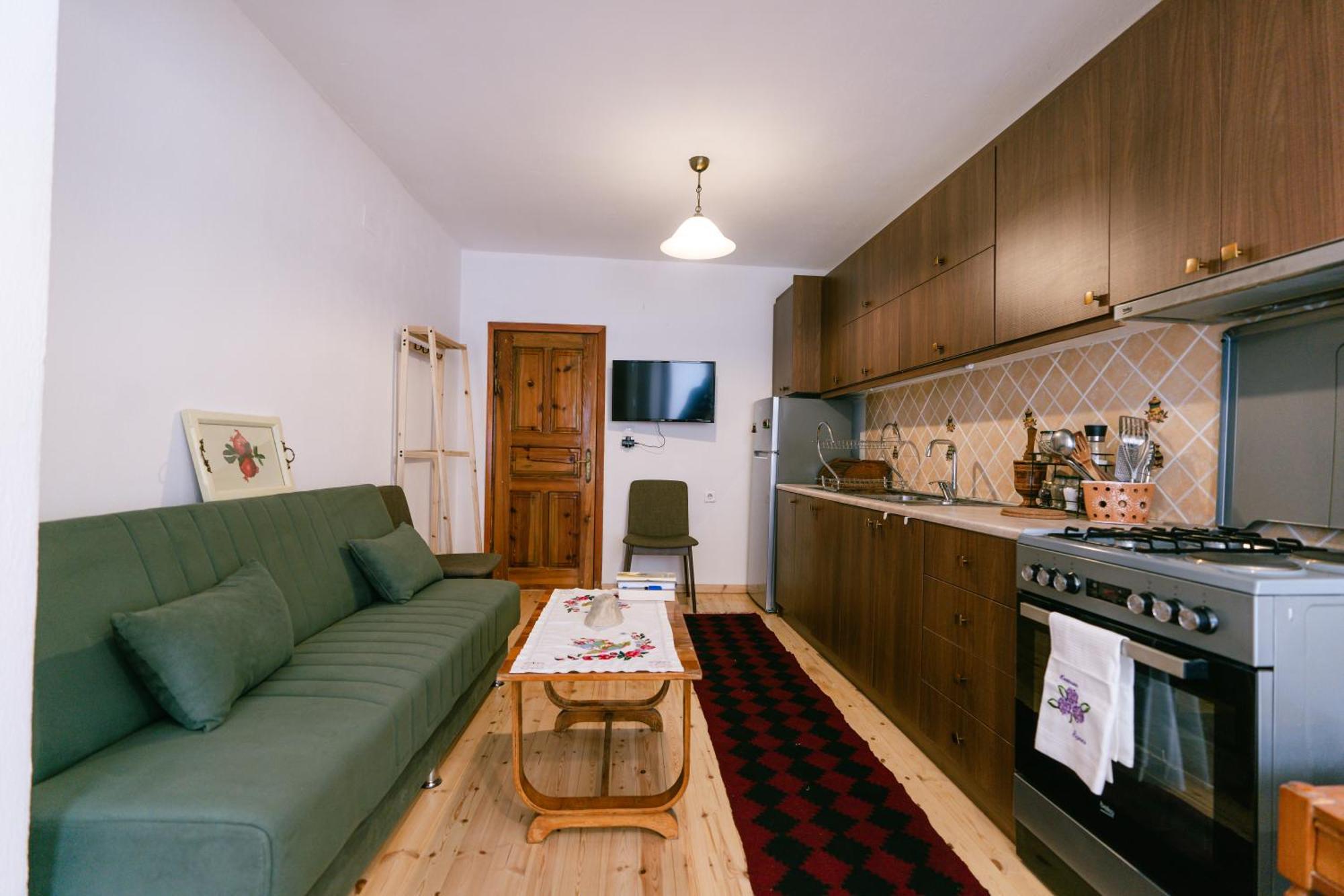 Petrichor Hotel Gjirokastër Екстериор снимка