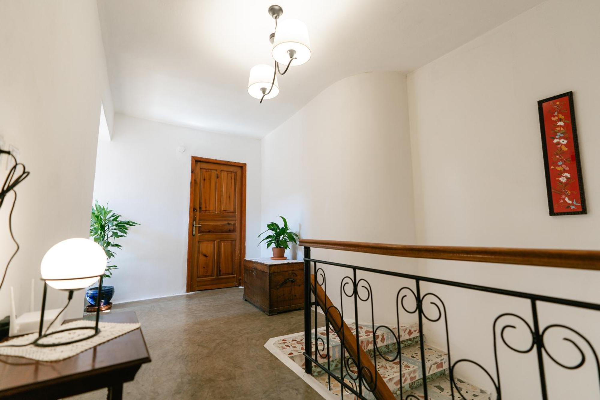 Petrichor Hotel Gjirokastër Екстериор снимка