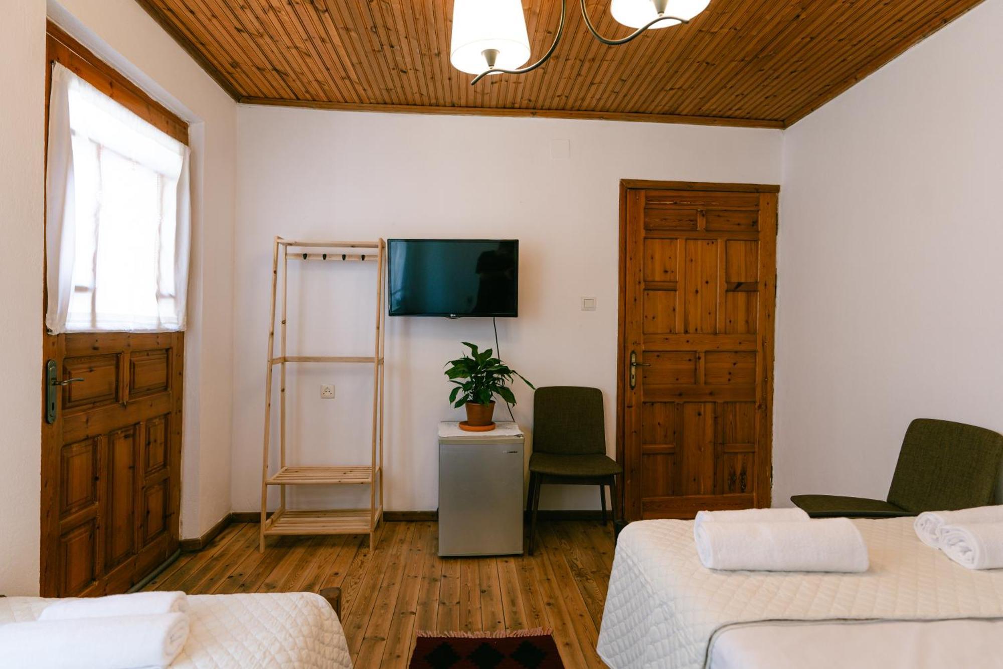 Petrichor Hotel Gjirokastër Екстериор снимка
